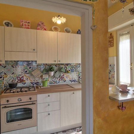 Villa Le Fate Dimora Di Charme Con Piscina Lazise Exterior foto
