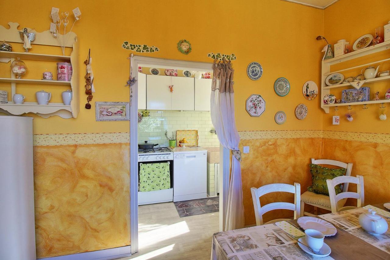 Villa Le Fate Dimora Di Charme Con Piscina Lazise Exterior foto