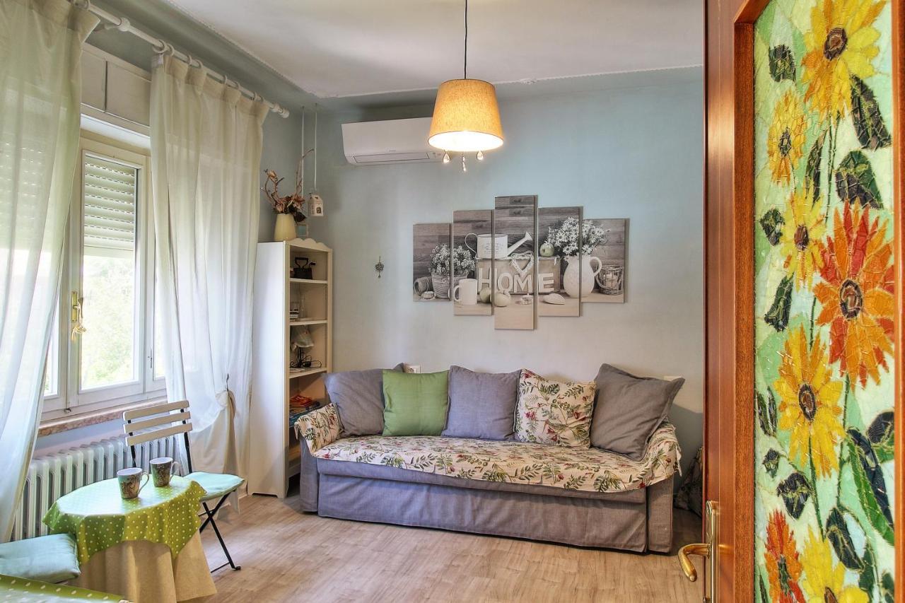 Villa Le Fate Dimora Di Charme Con Piscina Lazise Exterior foto